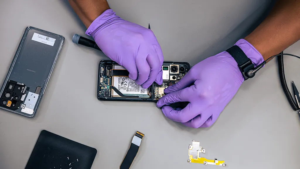 Samsung-Galaxy-A70-ekrano-keitimas.jpg