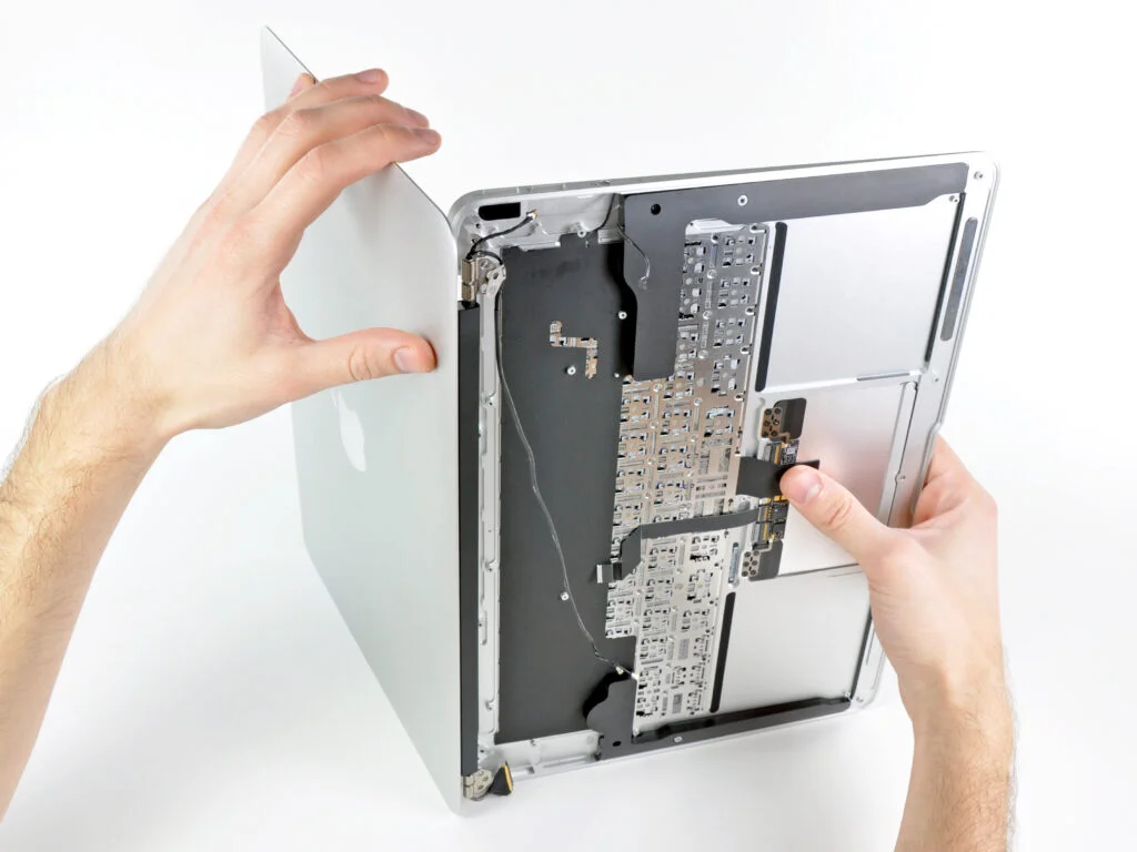 macbook-klaviaturos-keitimas.webp